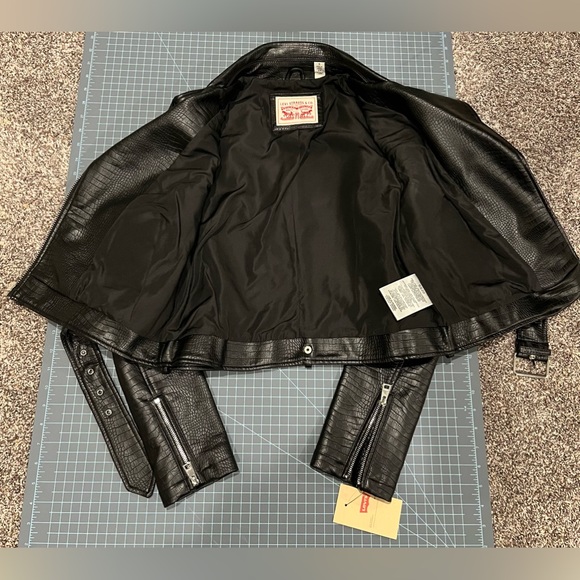 Levi’s black croc faux leather moto jacket - Picture 5 of 15